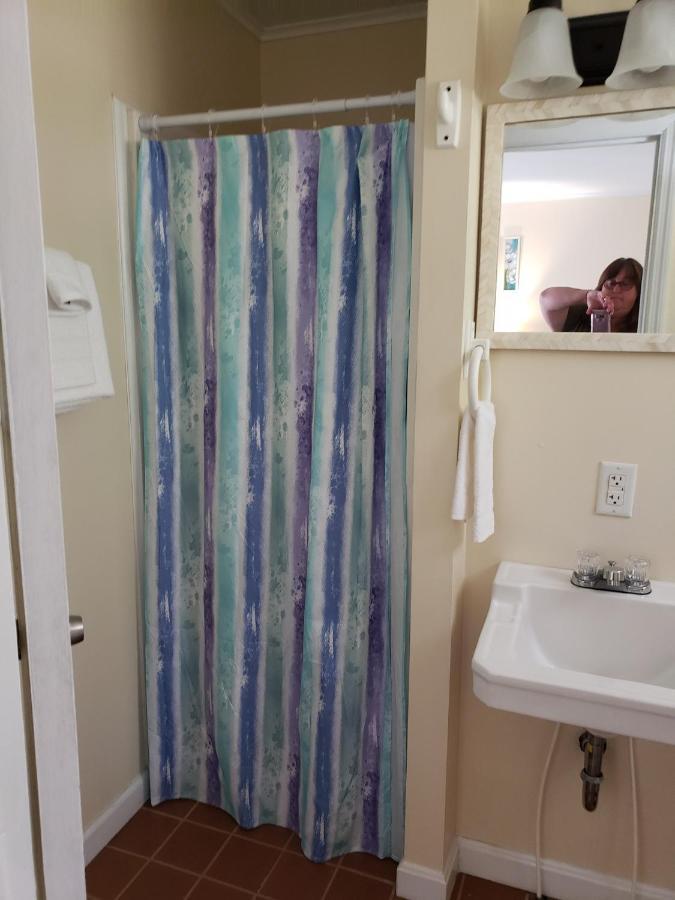 Blue Ridge Motel Schroon Lake Ngoại thất bức ảnh