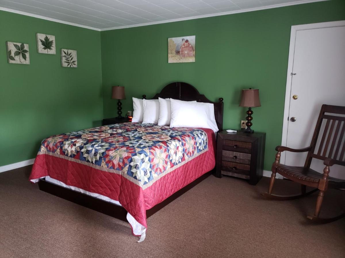Blue Ridge Motel Schroon Lake Ngoại thất bức ảnh