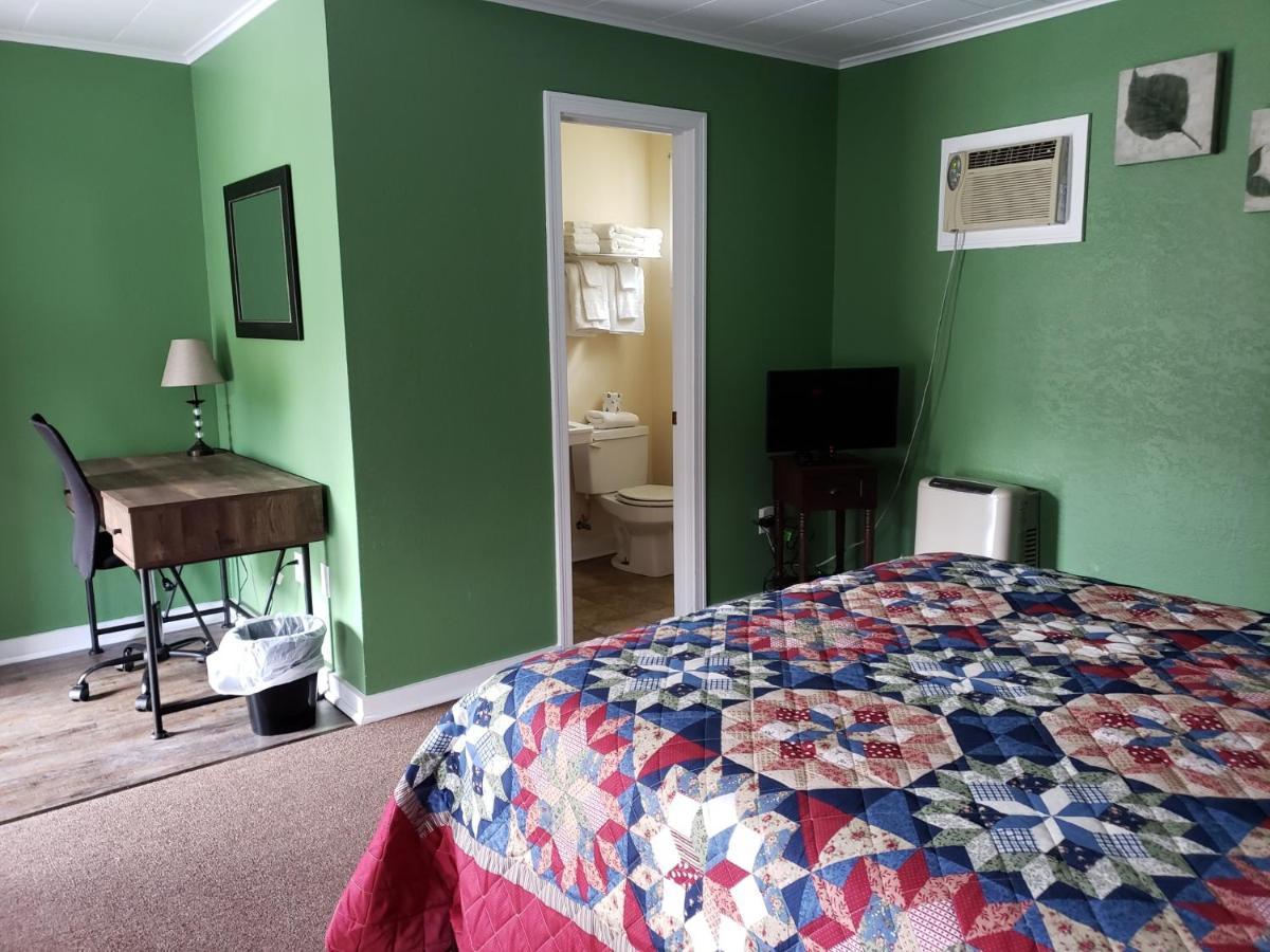 Blue Ridge Motel Schroon Lake Ngoại thất bức ảnh